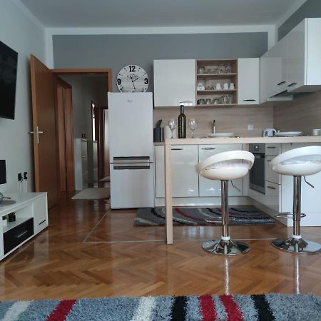 Apartment Sve U 5 Minuta Zadar Exterior photo